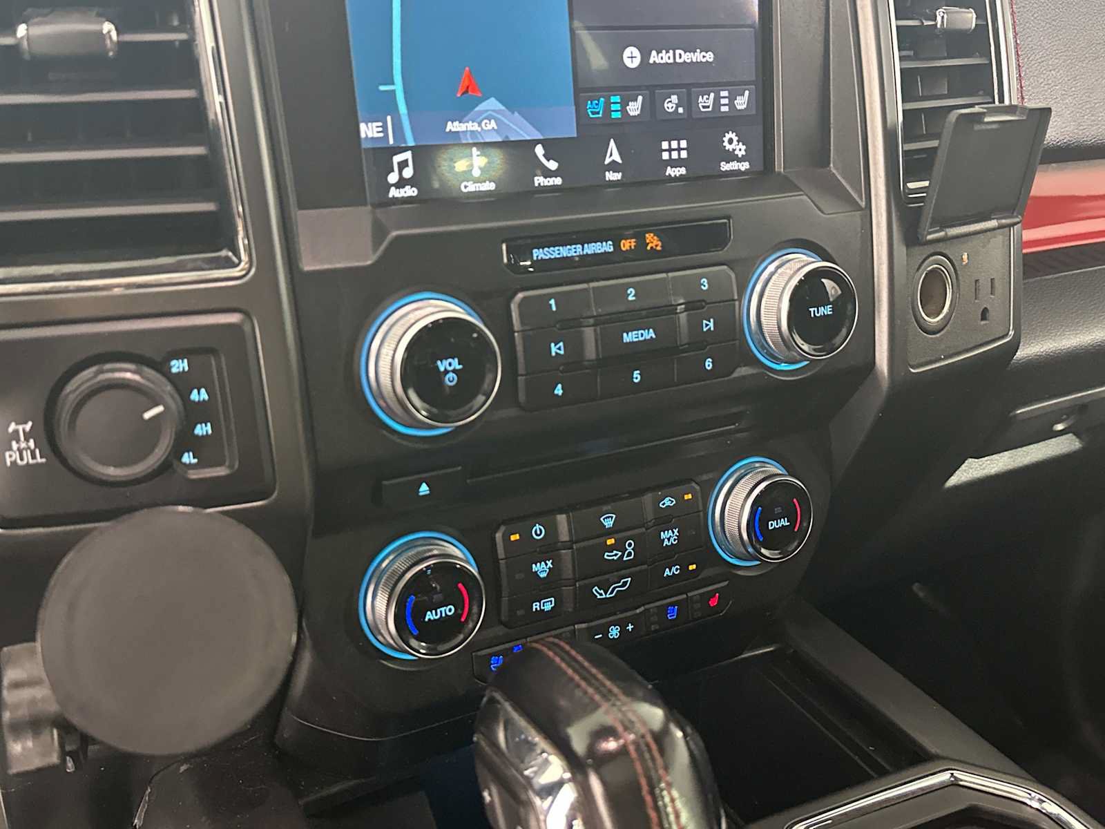 Certified 2018 Ford F150 Lariat w/ Equipment Group 502A Luxury AWD/4WD image 33