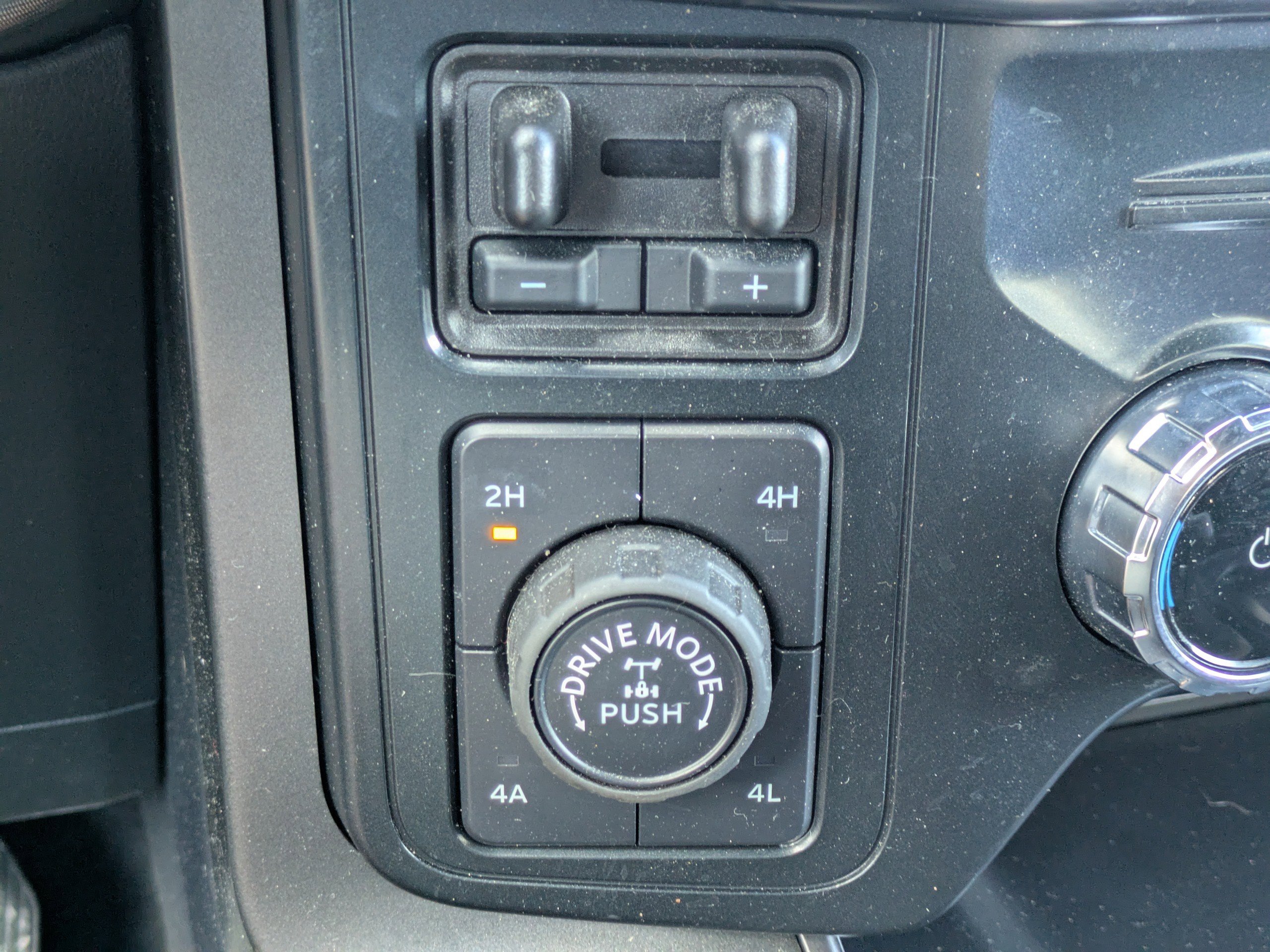 Certified 2025 Ford F150 Tremor w/ Equipment Group 402A High image 26