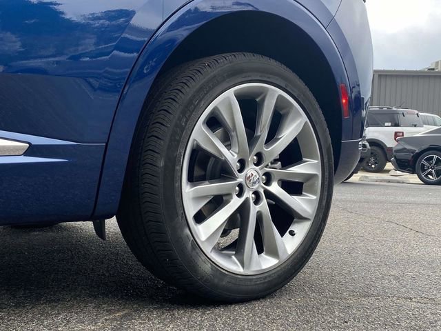 Used 2023 Buick Envision Avenir image 11