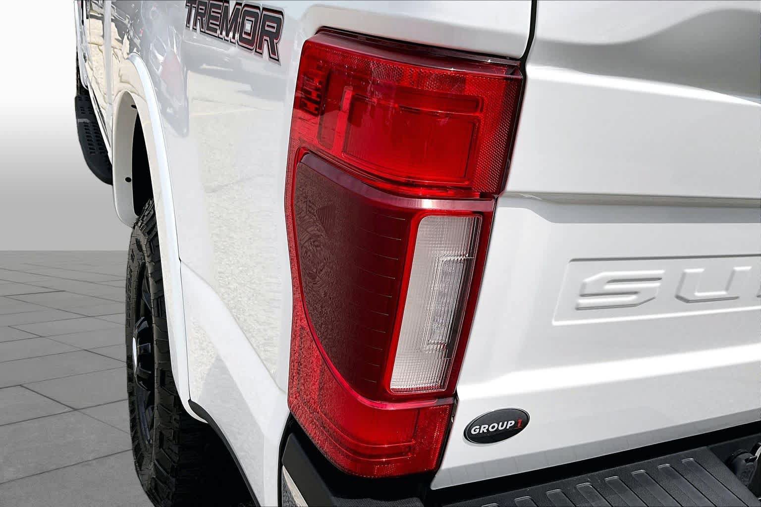 Certified 2021 Ford F250 Lariat w/ Tremor Off-Road Package AWD/4WD image 28