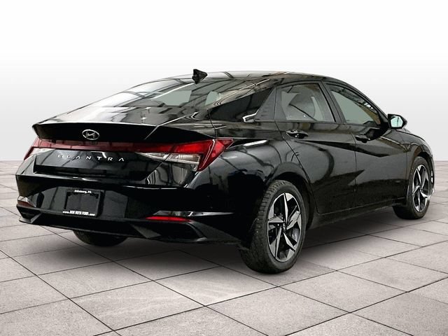 Used 2023 Hyundai Elantra SEL w/ Convenience Package FWD image 11