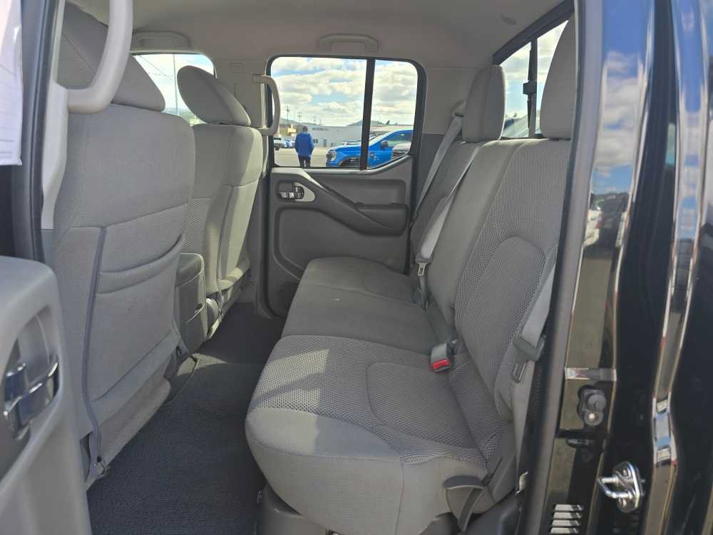 Used 2019 Nissan Frontier SV AWD/4WD image 16