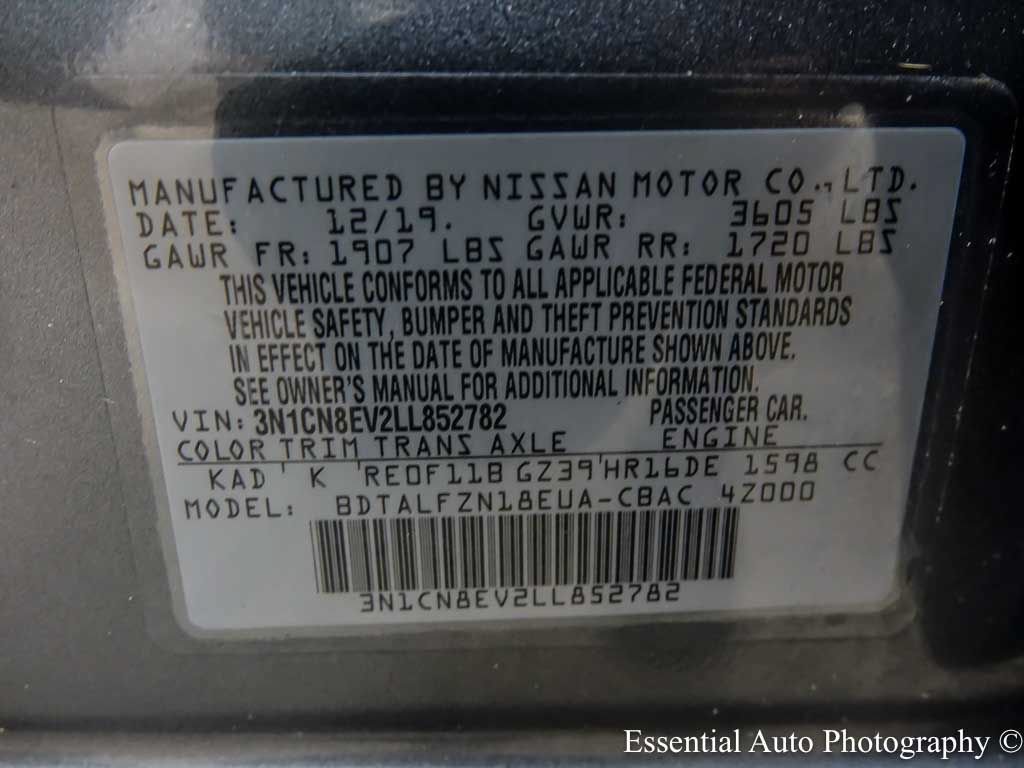 Used 2020 Nissan Versa SV FWD image 28