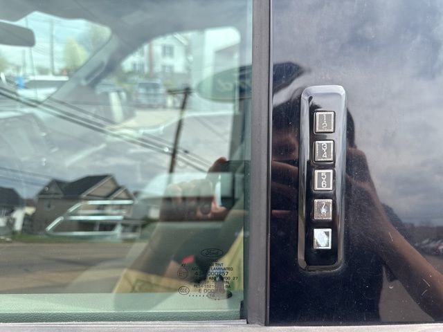 Certified 2019 Ford F150 XLT w/ Equipment Group 302A Luxury AWD/4WD image 15