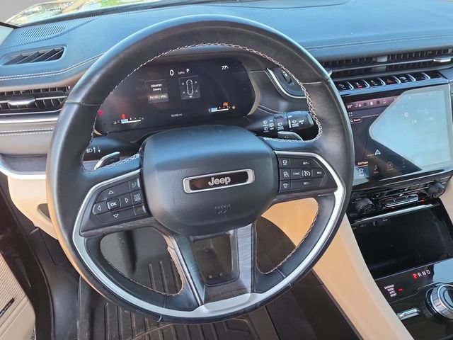 Used 2022 Jeep Grand Cherokee L Limited AWD/4WD image 11