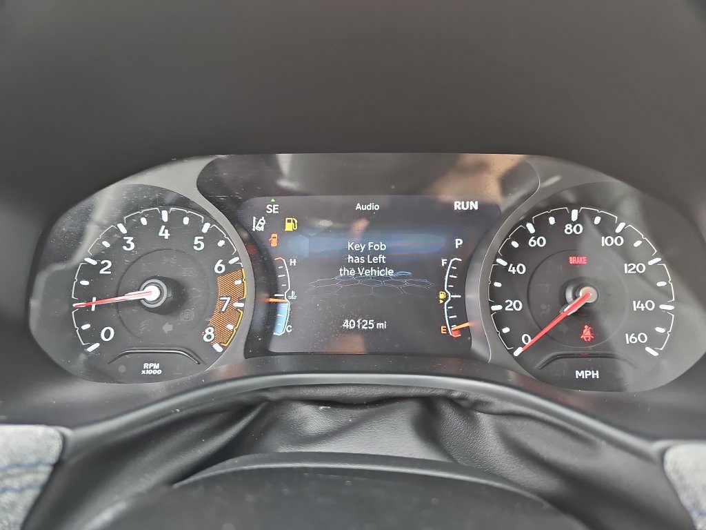 Used 2025 Jeep Compass Latitude AWD/4WD image 19