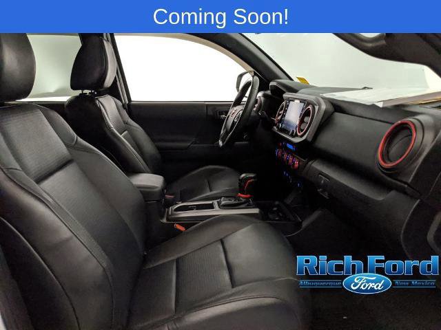 Used 2023 Toyota Tacoma TRD Off-Road w/ TRD Premium Off Road Package image 26