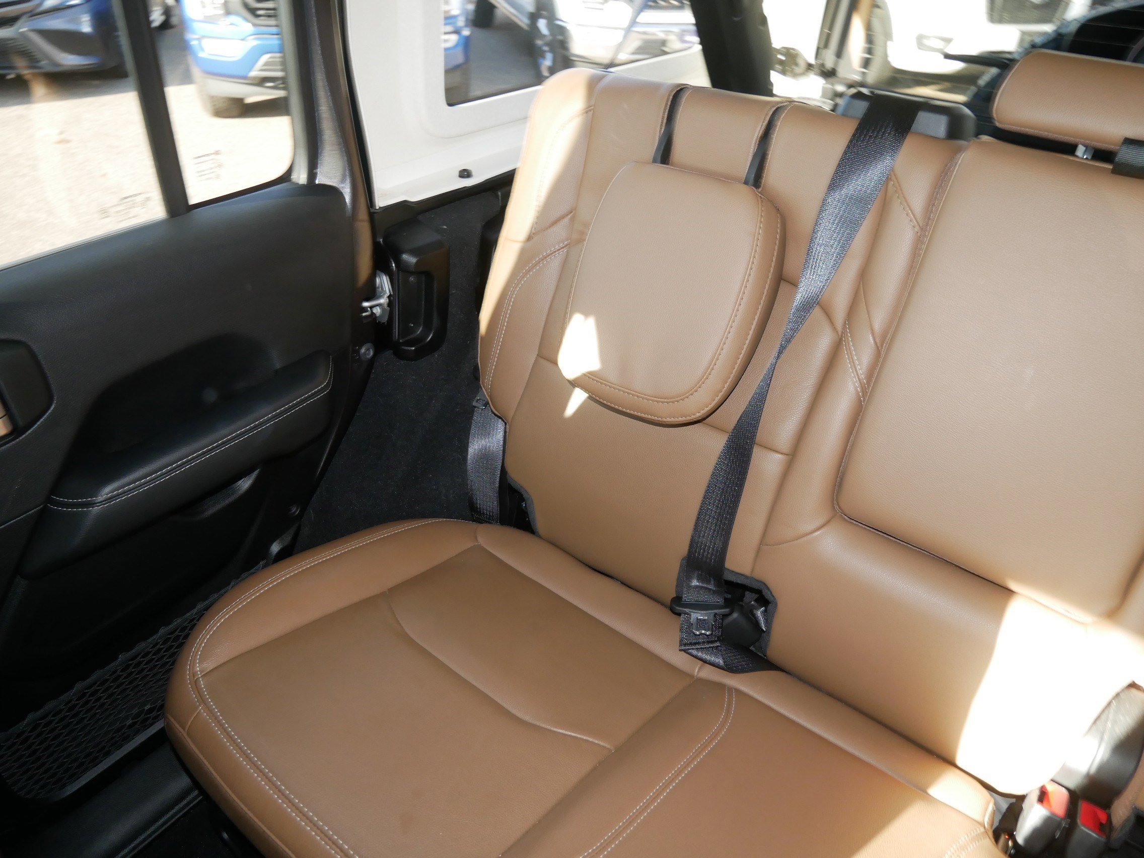 Used 2023 Jeep Wrangler Unlimited Rubicon 4xe w/ Safety Group image 12