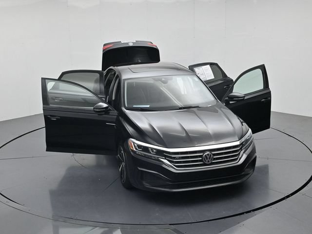 Used 2020 Volkswagen Passat 2.0T R-Line FWD image 50