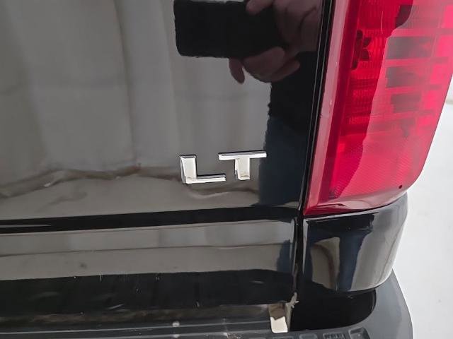 Used 2024 Chevrolet Silverado 2500 LT w/ Convenience Package image 32