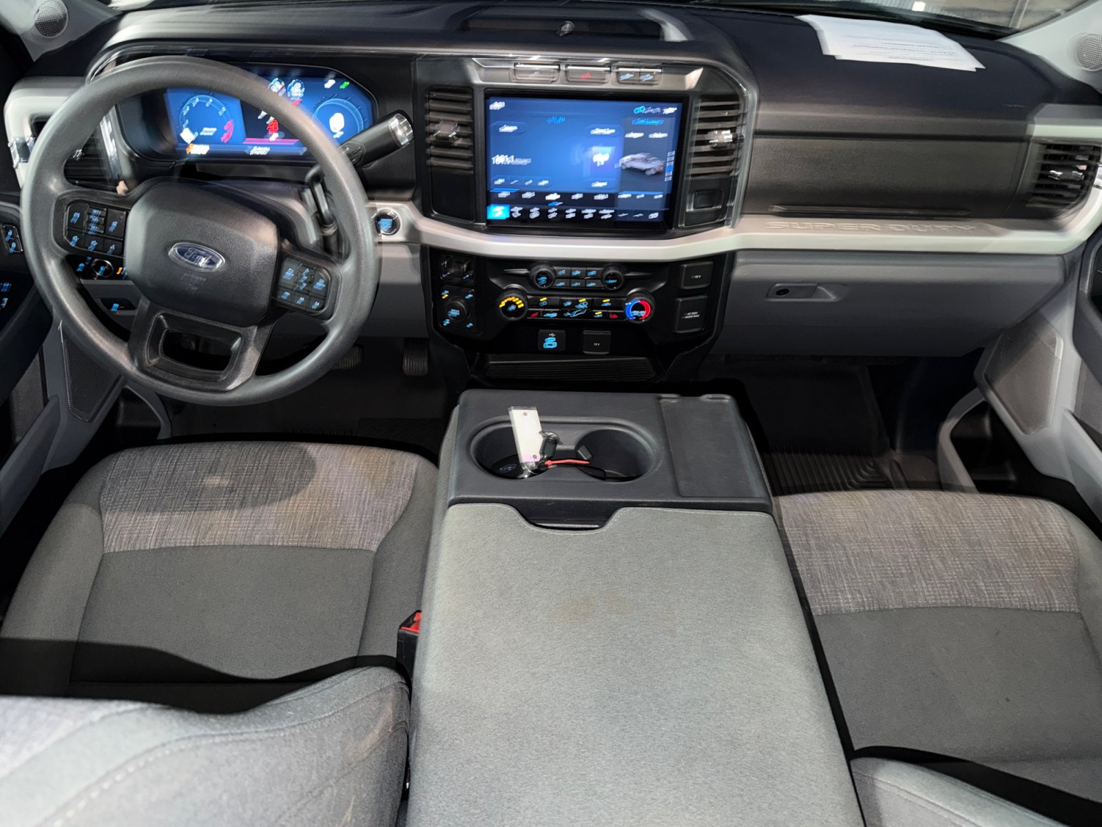 Certified 2024 Ford F250 XLT w/ XLT Premium Package AWD/4WD image 15