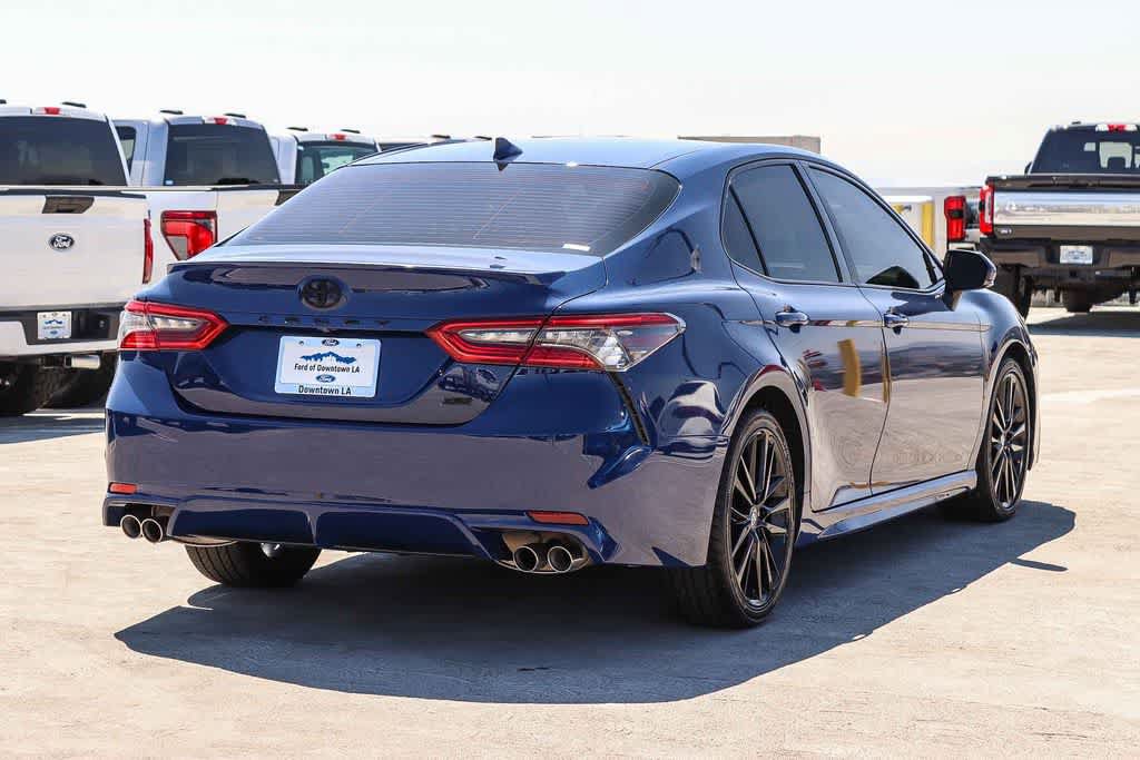 Used 2023 Toyota Camry XSE FWD image 4