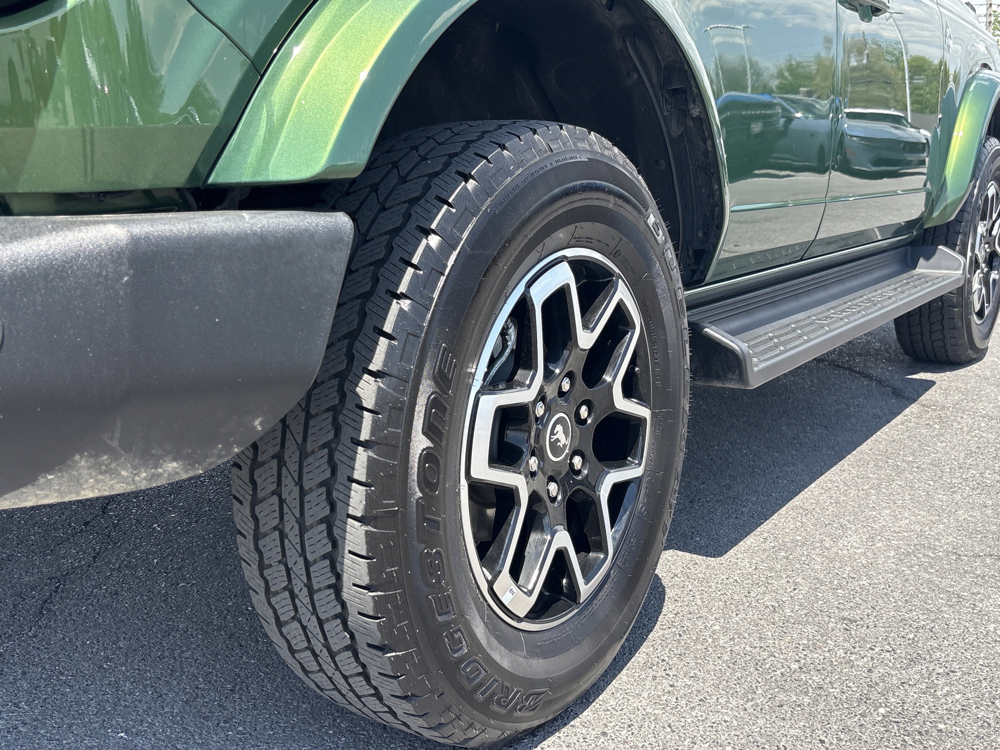 Certified 2025 Ford Bronco Outer Banks AWD/4WD image 6