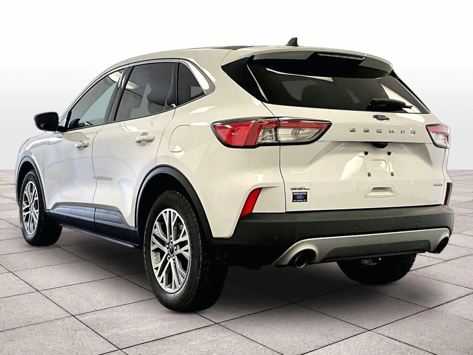 Certified 2022 Ford Escape SEL AWD/4WD image 10