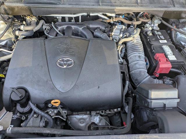 Used 2021 Toyota Highlander XSE AWD/4WD image 23