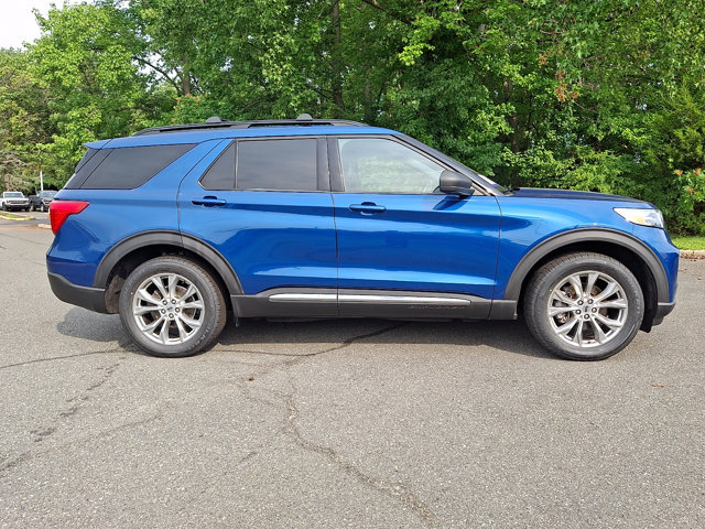 Certified 2020 Ford Explorer XLT w/ Equipment Group 202A AWD/4WD image 12