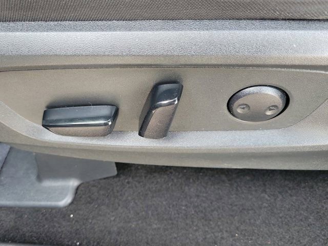 Used 2023 Nissan Pathfinder SV image 23