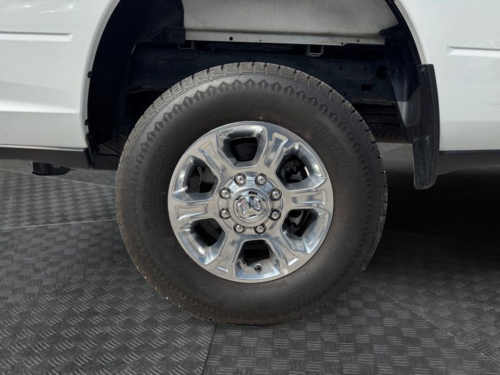 Used 2024 RAM 2500 Big Horn image 17