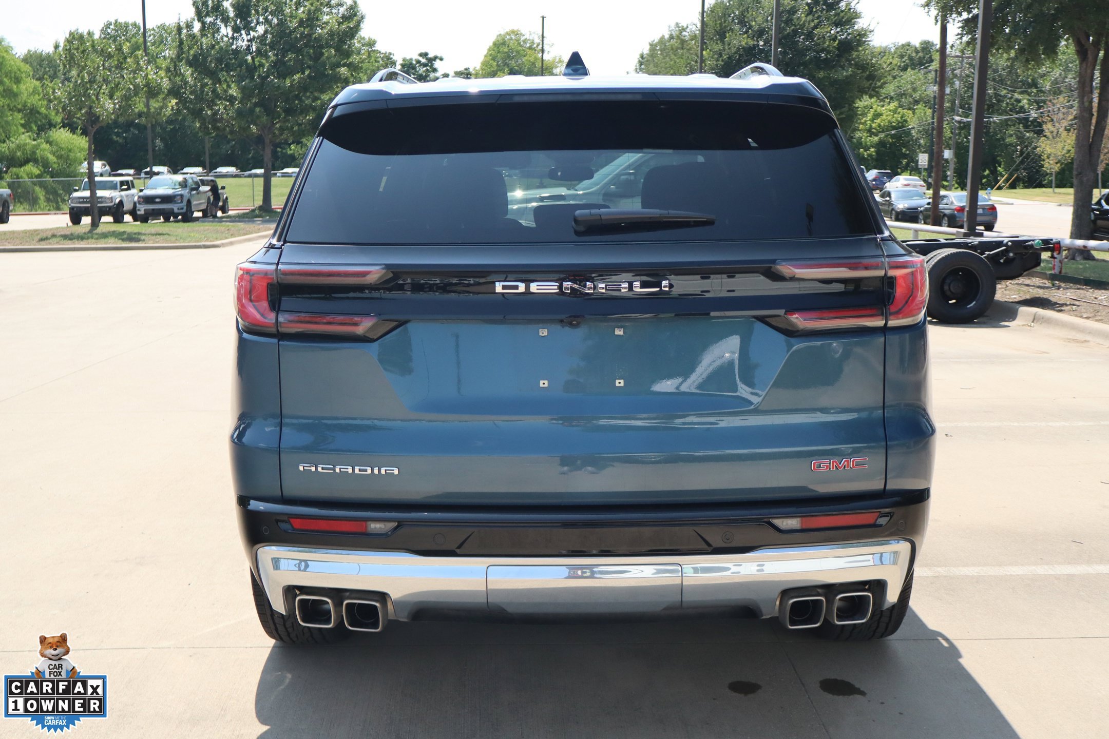 Used 2025 GMC Acadia Denali w/ LPO, Floor Liner Package FWD image 4