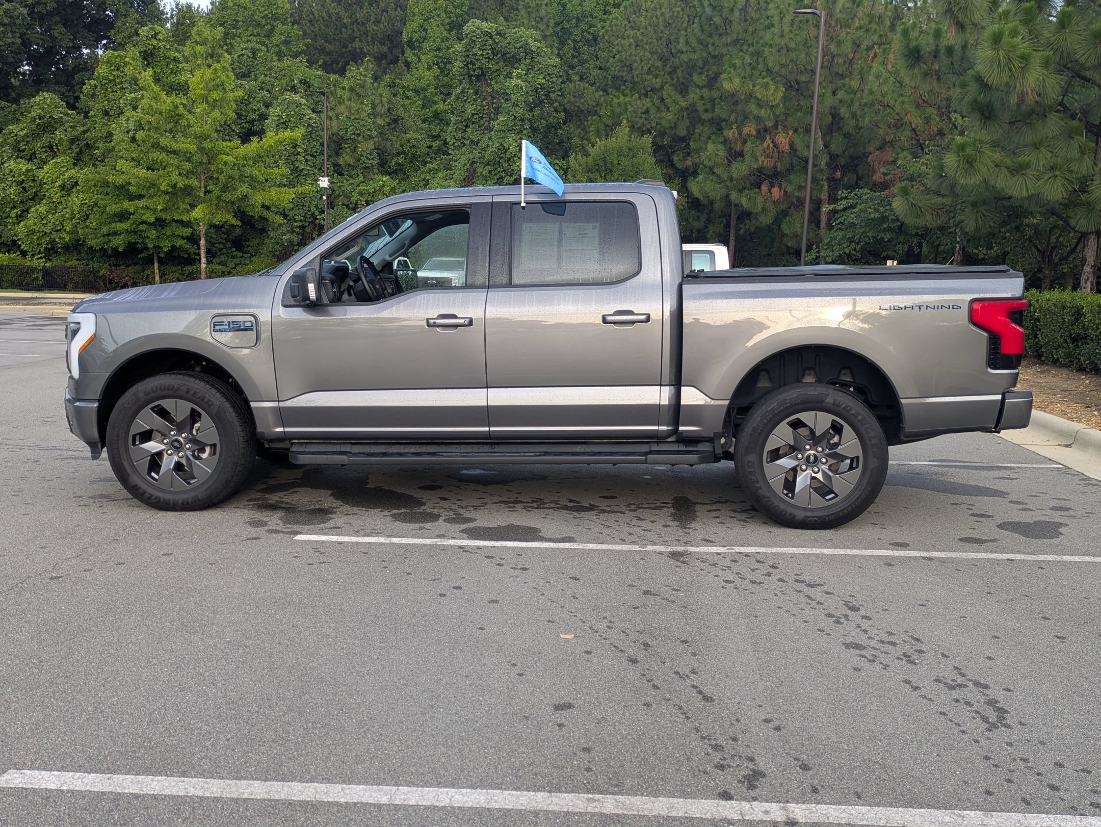 Certified 2025 Ford F150 Lightning Flash AWD/4WD image 7