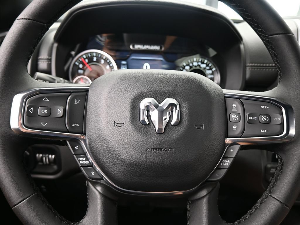 Used 2025 RAM 1500 Laramie image 25