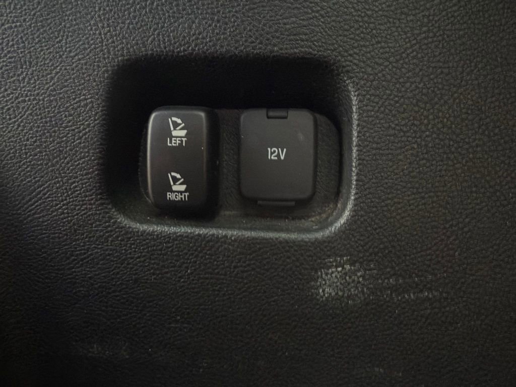 Certified 2022 Ford Edge ST w/ Equipment Group 401A image 11