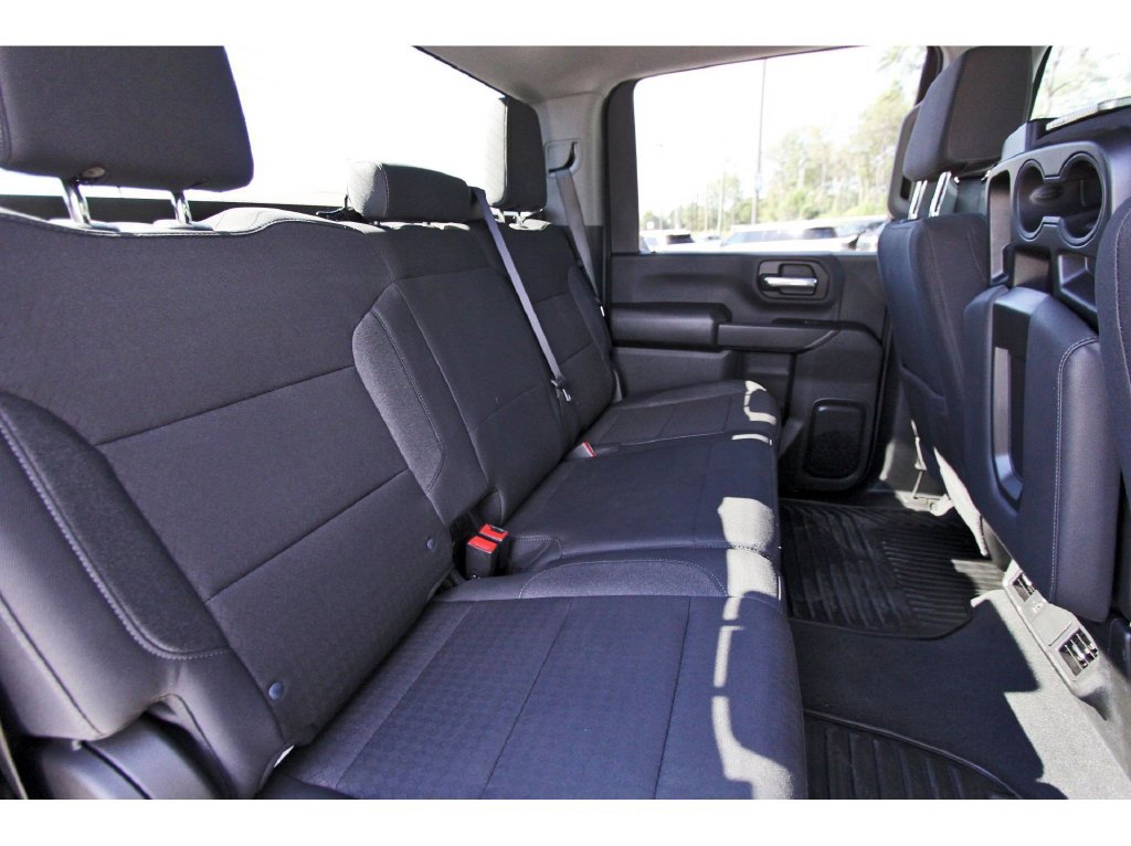 Used 2026 Chevrolet Silverado 2500 Custom w/ Custom Value Package AWD/4WD image 15