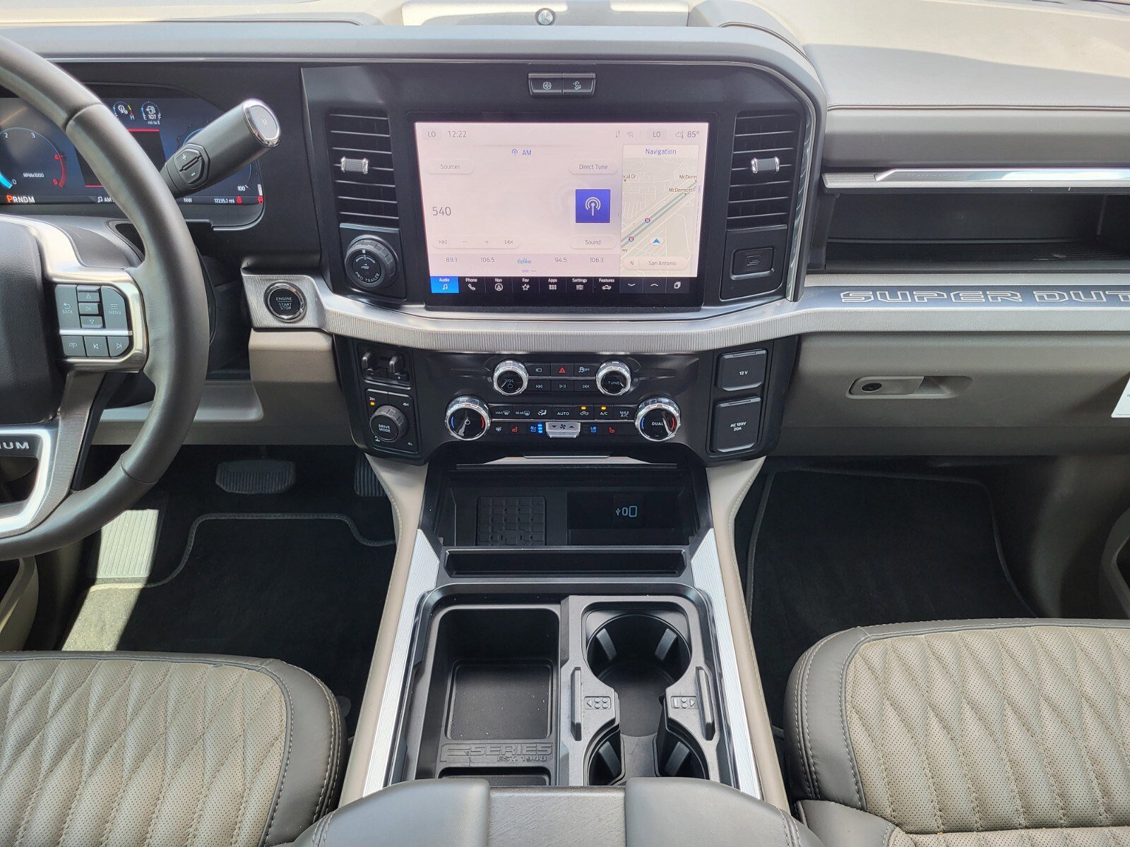 Certified 2026 Ford F350 Platinum w/ Platinum Plus Package image 17