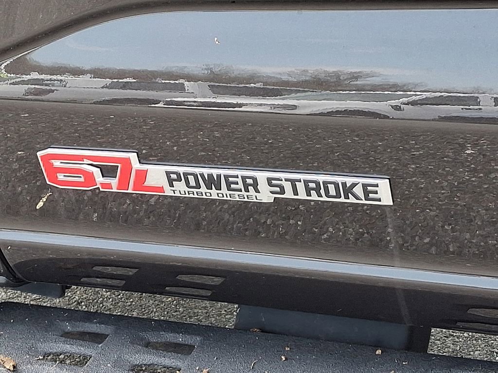 Certified 2024 Ford F350 Lariat w/ Tremor Off-Road Package image 31