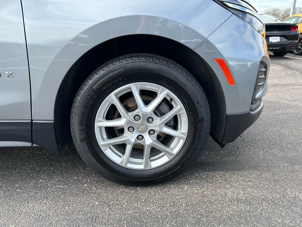 Used 2024 Chevrolet Equinox LS w/ LS Convenience Package image 11