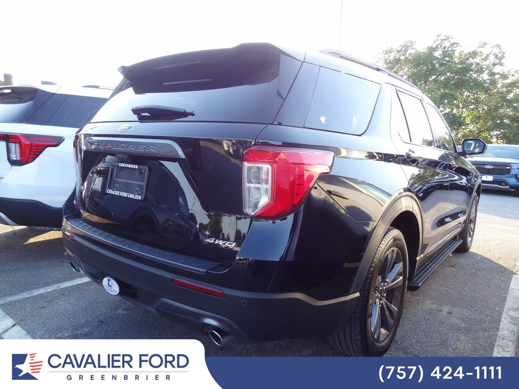 Certified 2023 Ford Explorer XLT w/ Equipment Group 202A AWD/4WD image 4