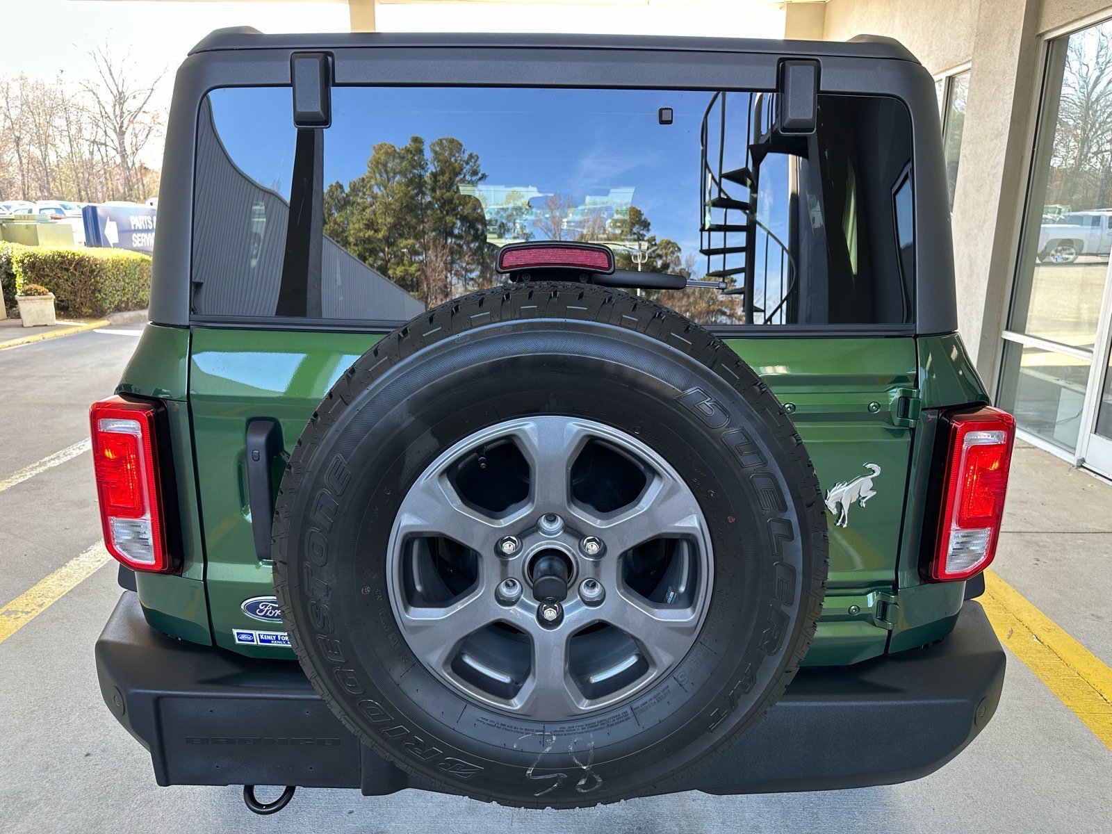 Certified 2025 Ford Bronco Big Bend image 3