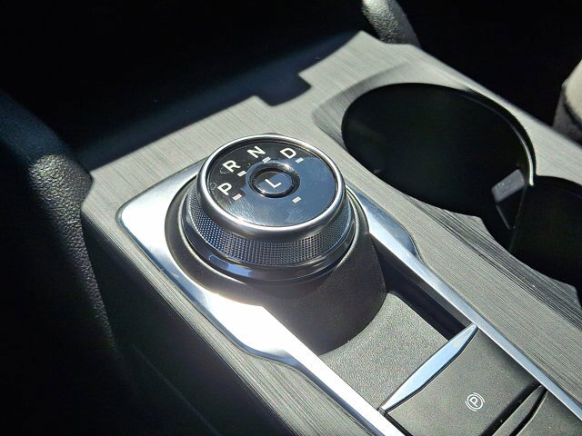 Certified 2022 Ford Escape SE w/ SE Sport Appearance Package FWD image 4