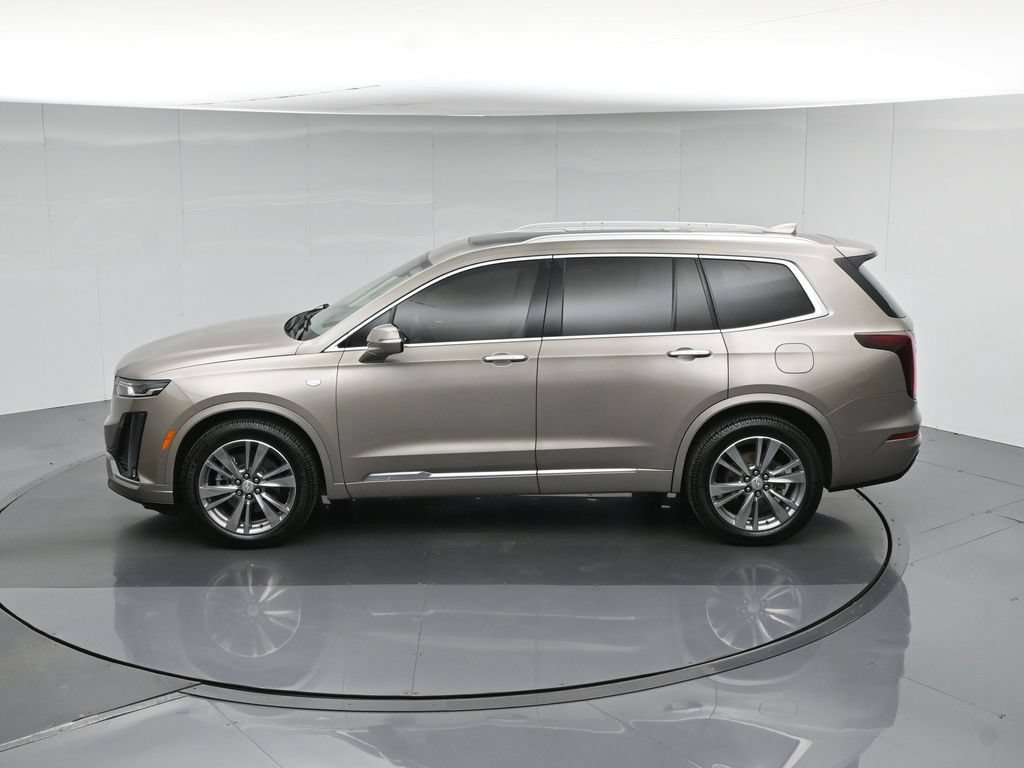 Used 2022 Cadillac XT6 Premium Luxury w/ Technology Package FWD image 44