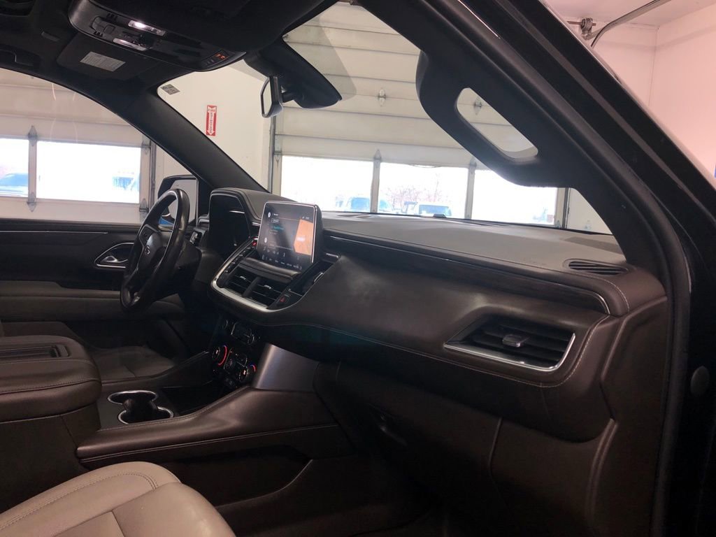 Used 2022 Chevrolet Tahoe Z71 w/ Z71 Off-Road Package image 12