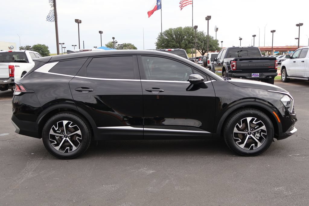 Used 2023 Kia Sportage EX FWD image 14