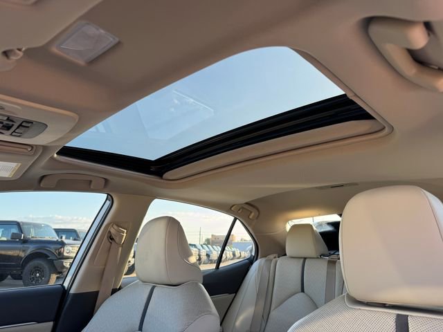 Used 2023 Toyota Camry XLE w/ Navigation Package FWD image 28