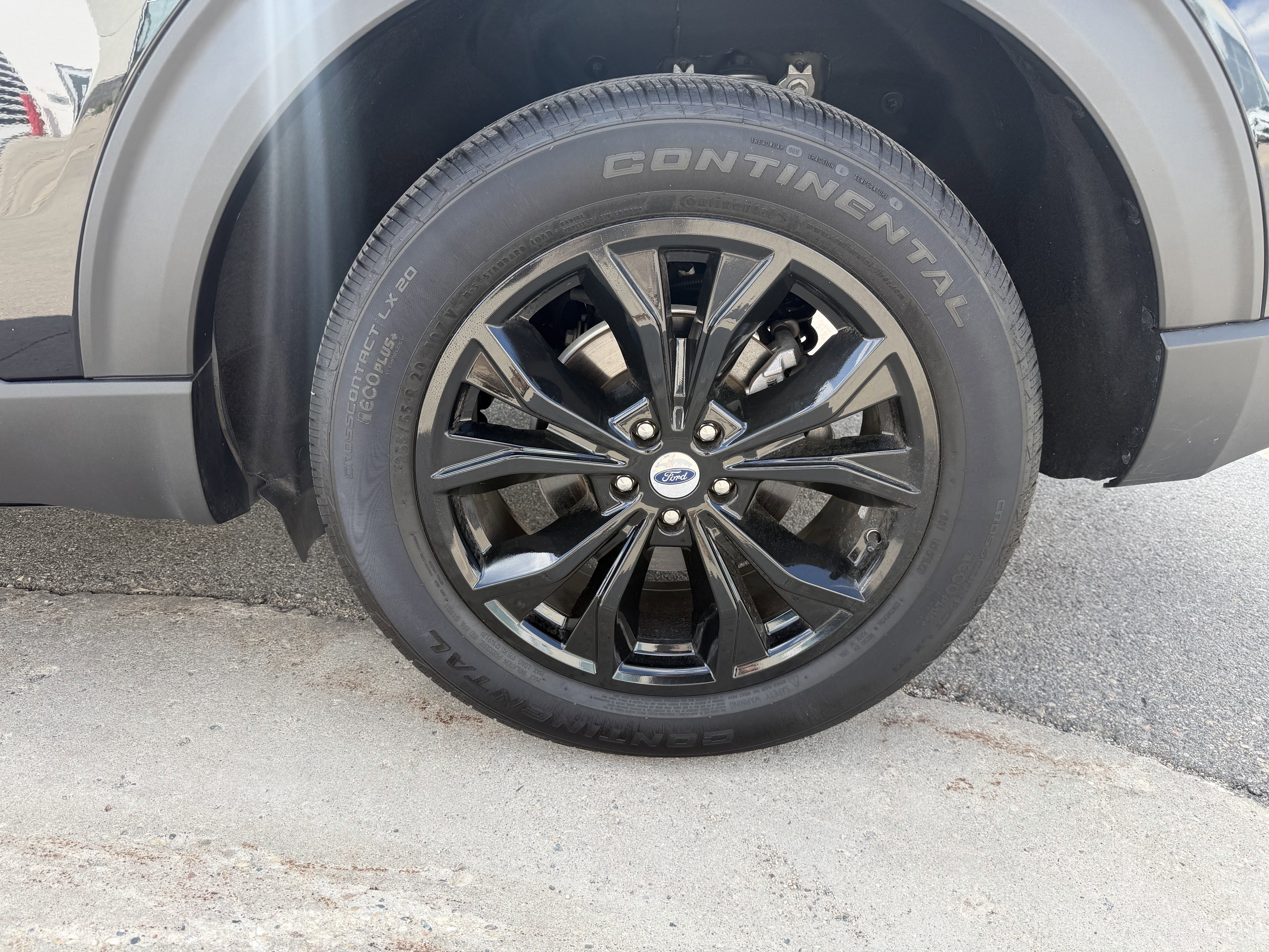 Certified 2023 Ford Explorer Limited AWD/4WD image 20