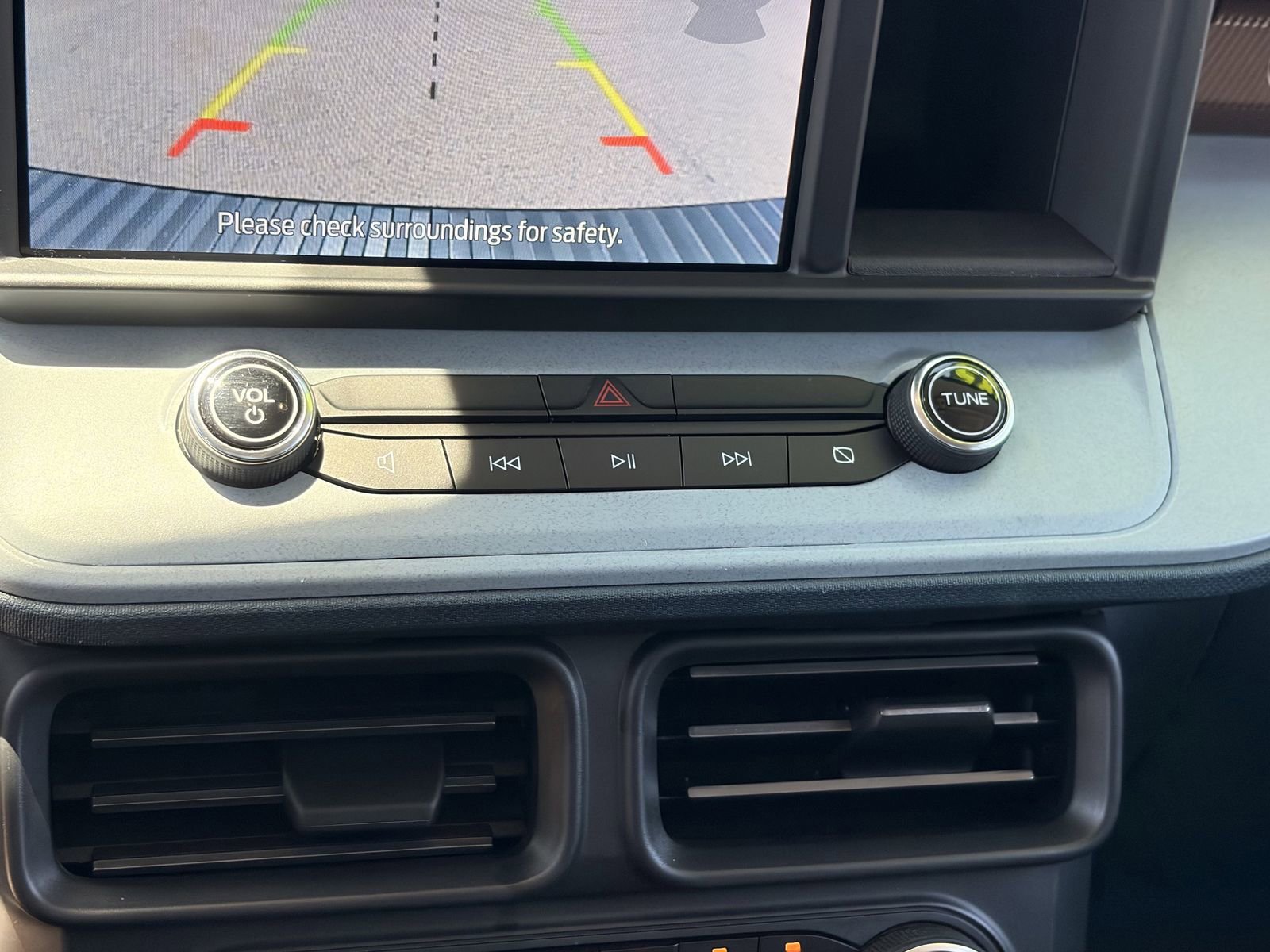 Certified 2024 Ford Maverick Lariat FWD image 24