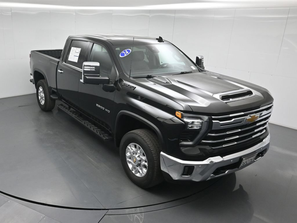 Used 2024 Chevrolet Silverado 2500 LTZ w/ LTZ Convenience Package AWD/4WD image 40