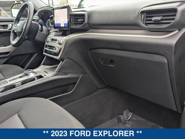 Certified 2023 Ford Explorer XLT image 24
