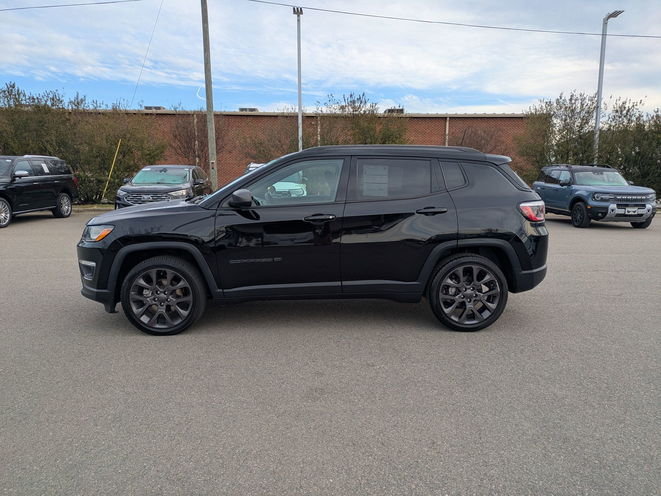 Used 2021 Jeep Compass Latitude w/ Sun and Sound Group image 7