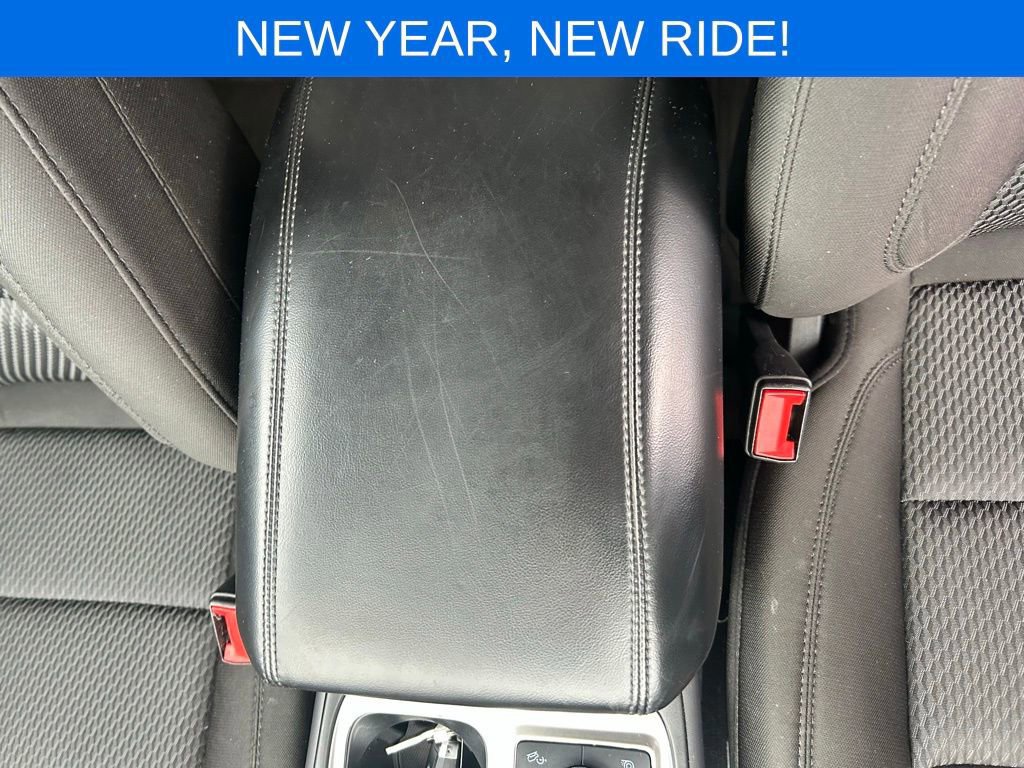 Certified 2023 Ford Explorer XLT w/ Class IV Trailer Tow Package image 26