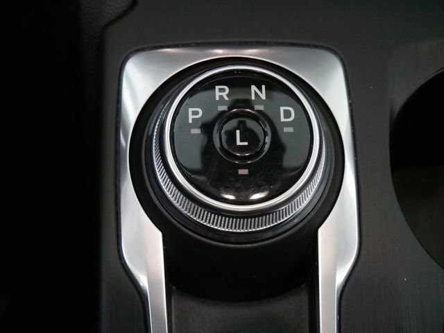 Certified 2025 Ford Escape Platinum image 21