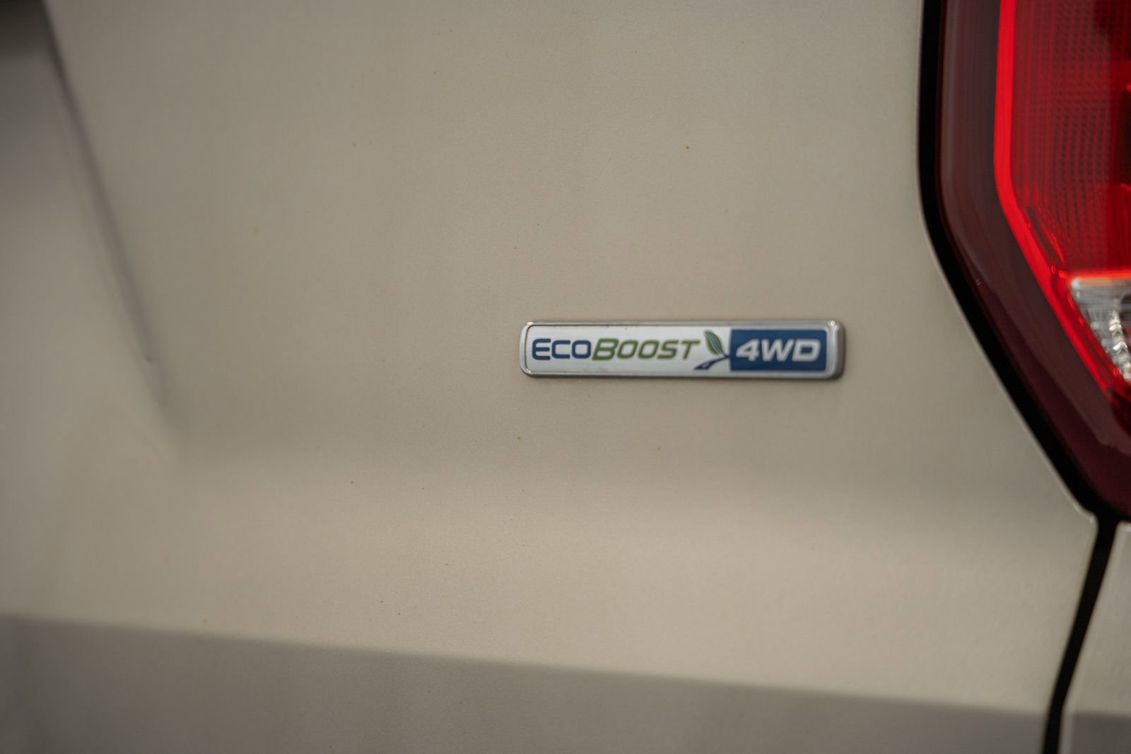 Certified 2017 Ford Explorer XLT w/ Equipment Group 202A image 14