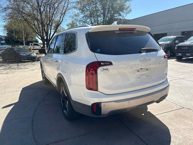 Used 2025 Kia Telluride S AWD/4WD image 11