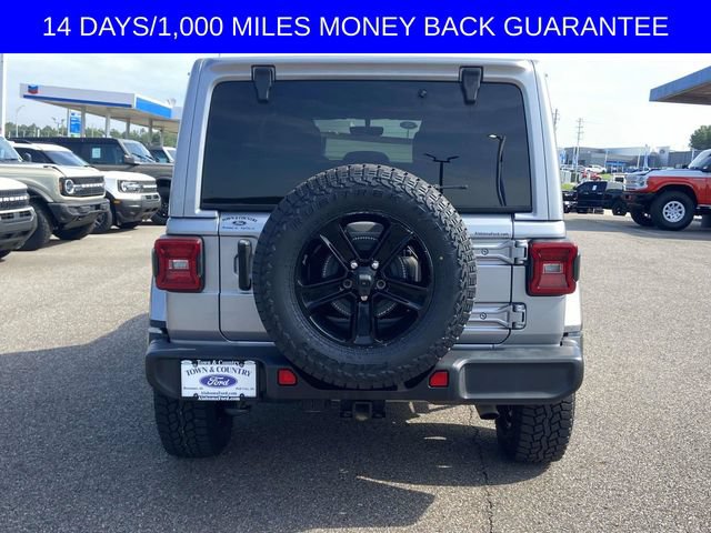 Used 2021 Jeep Wrangler Unlimited Sahara AWD/4WD image 3