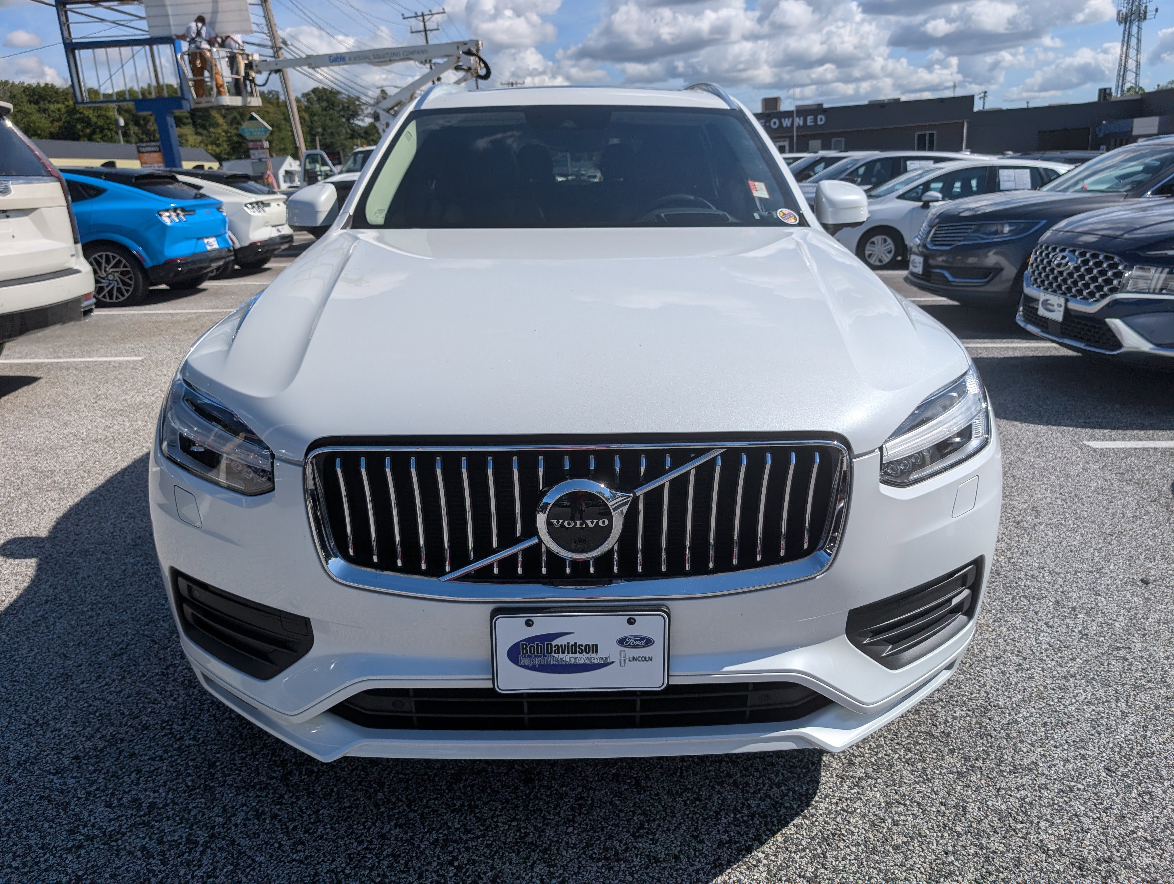 Used 2021 Volvo XC90 T6 Momentum w/ Advanced Package image 10