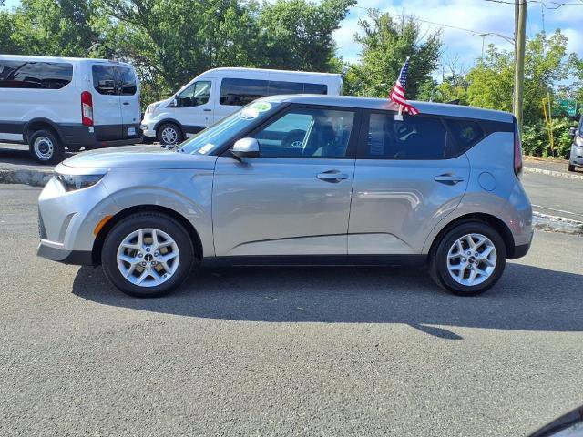 Used 2024 Kia Soul LX w/ Option Group 015 image 2