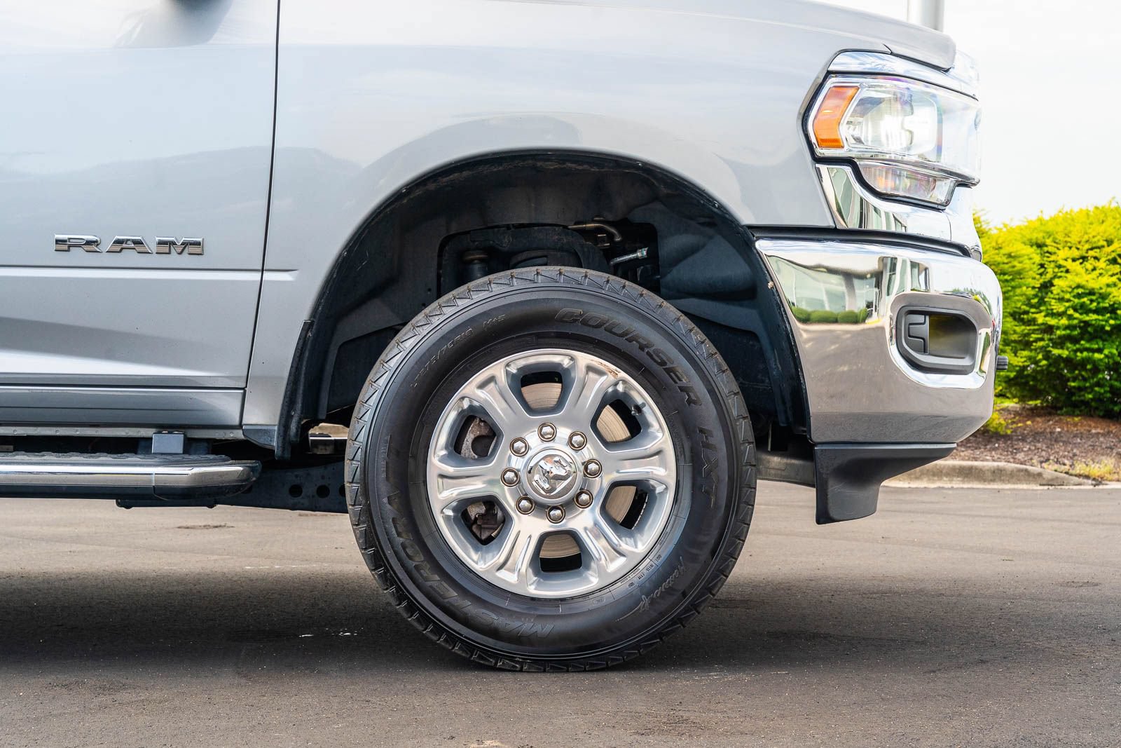 Used 2023 RAM 2500 Big Horn w/ Level 1 Equipment Group AWD/4WD image 9